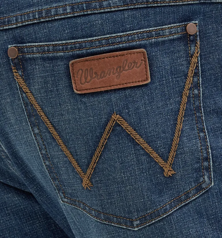 112358239- Wrangler Retro Men's Slim Fit- Riveria