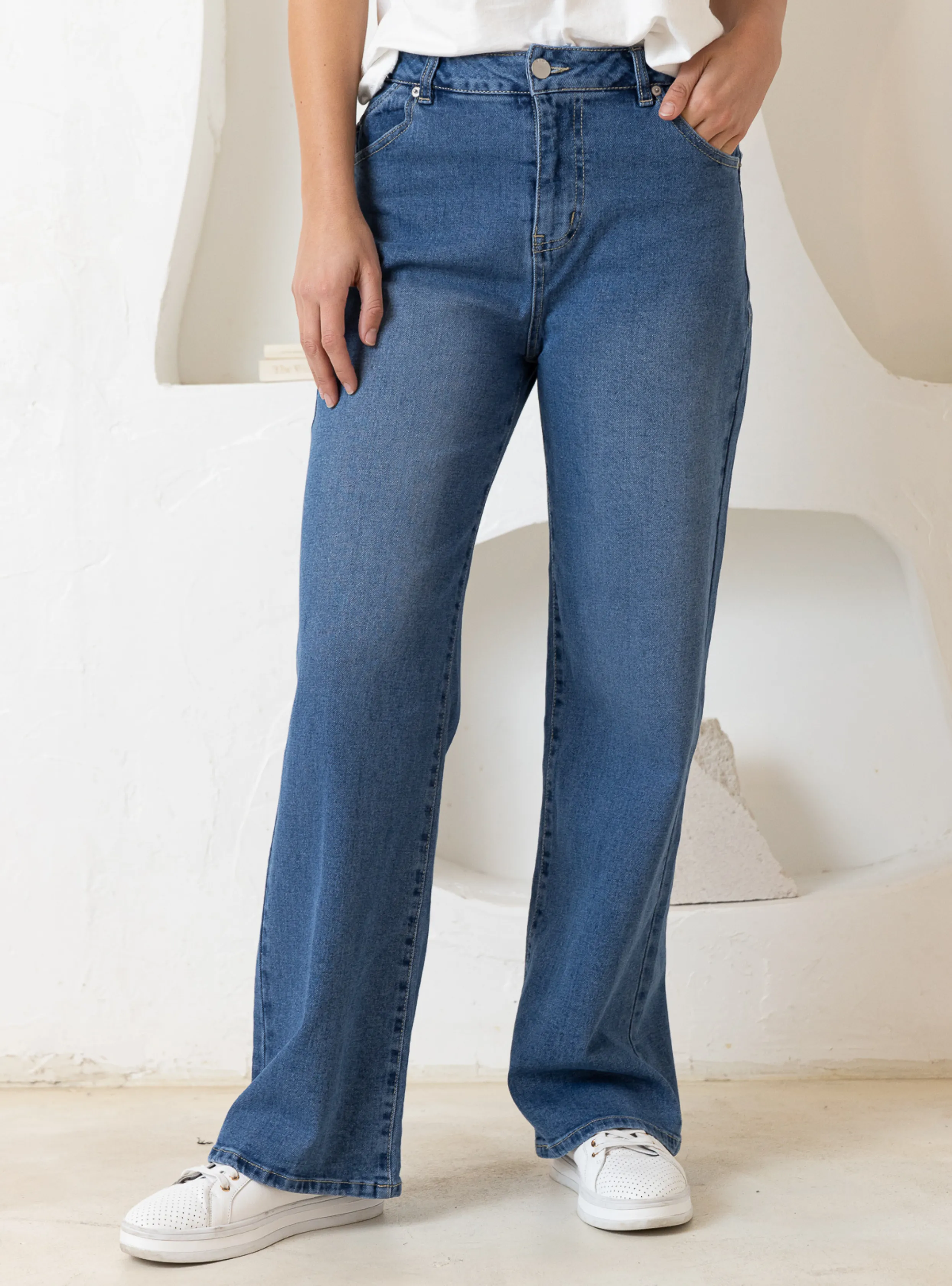 EMERALD HIGH WAISTED WIDE LEG JEANS - 80 Wash