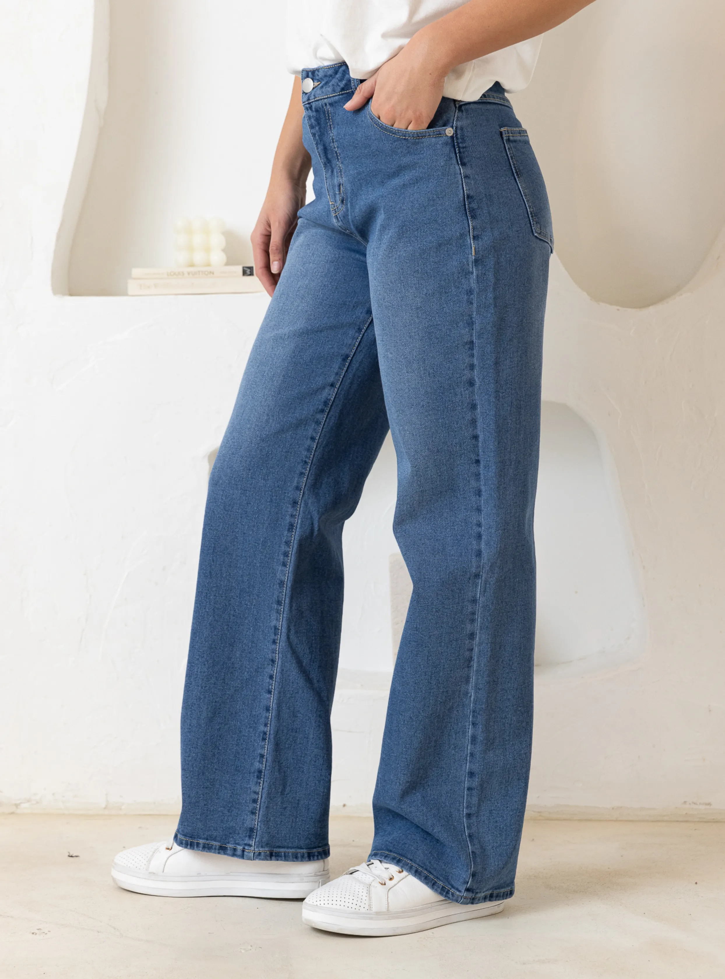 EMERALD HIGH WAISTED WIDE LEG JEANS - 80 Wash