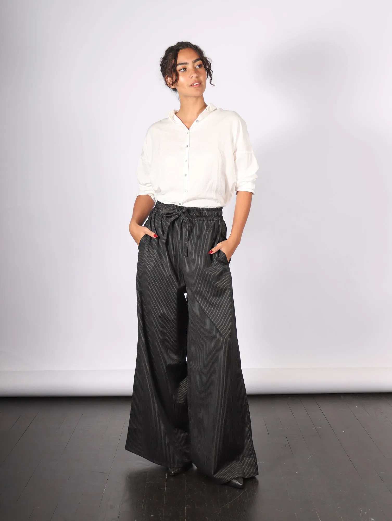Album Di Famiglia Short Collar Milk Shirt - Elegant Lightweight Summer Essential