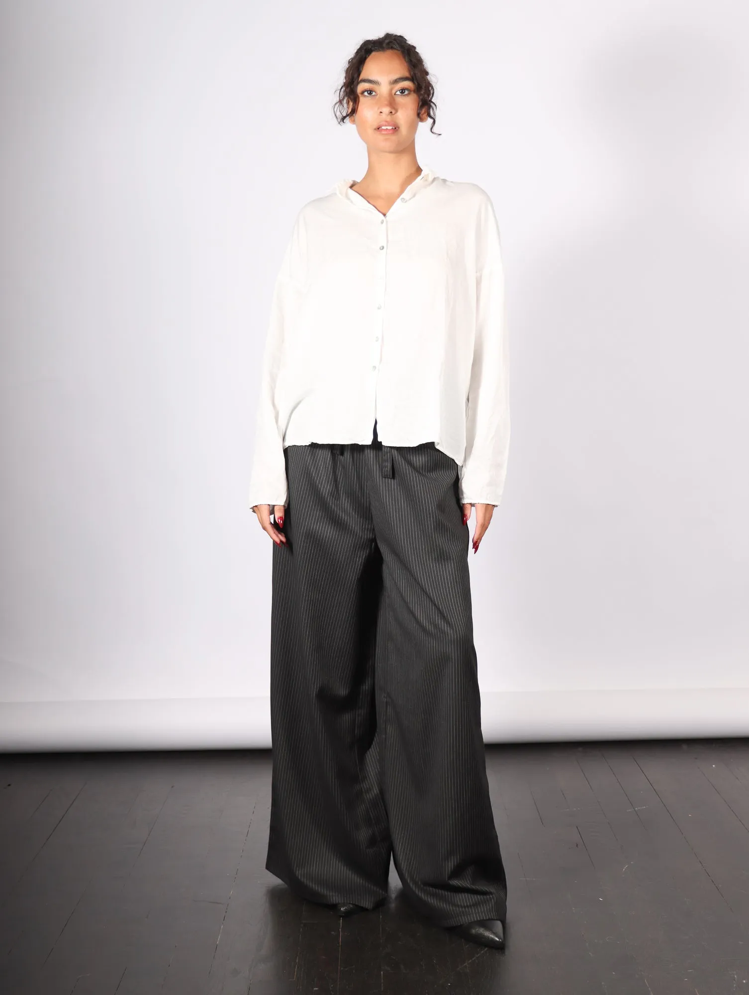 Album Di Famiglia Short Collar Milk Shirt - Elegant Lightweight Summer Essential