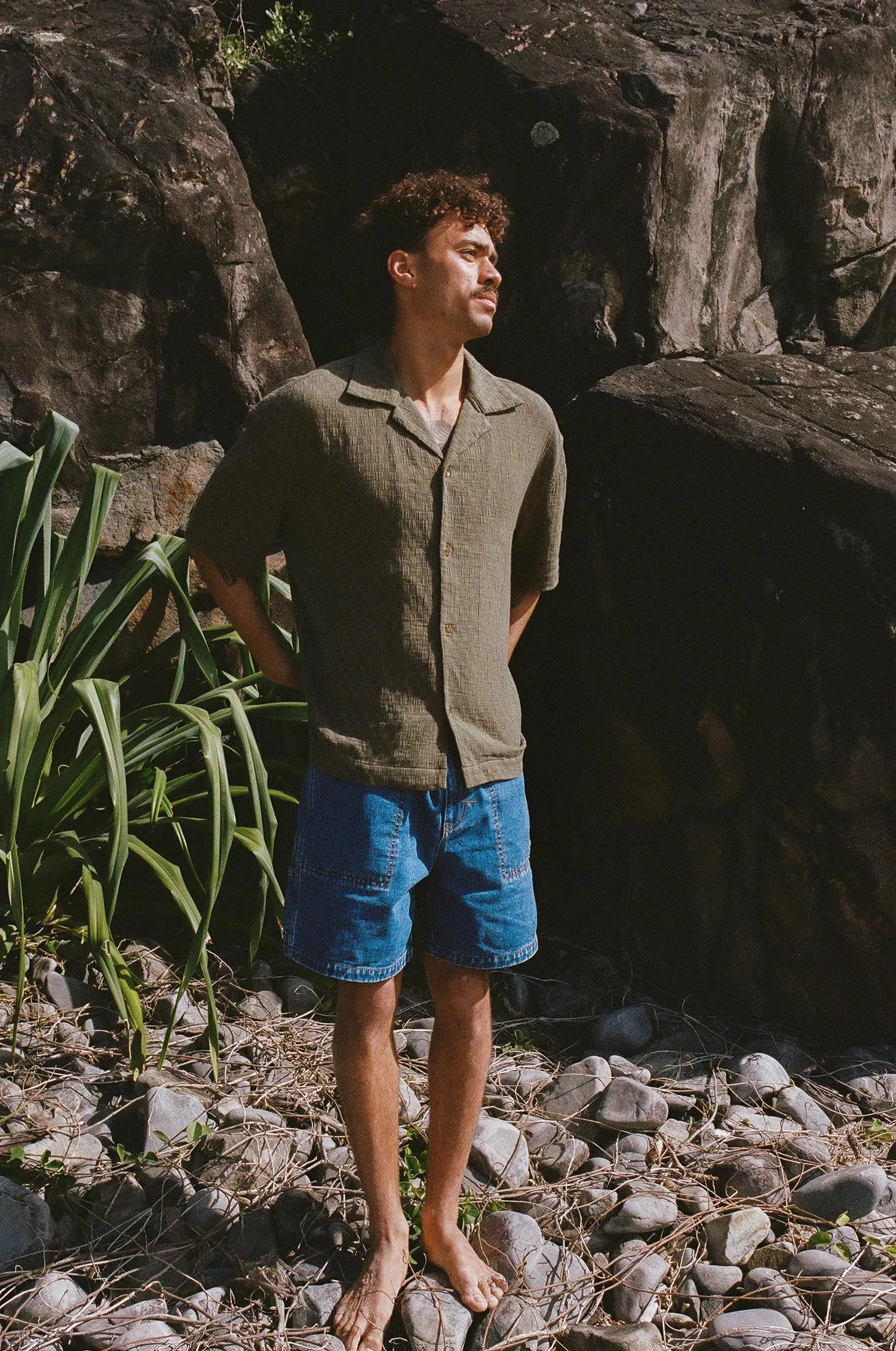 Mens Olive Vibration Pattern Short Sleeve Shirt
