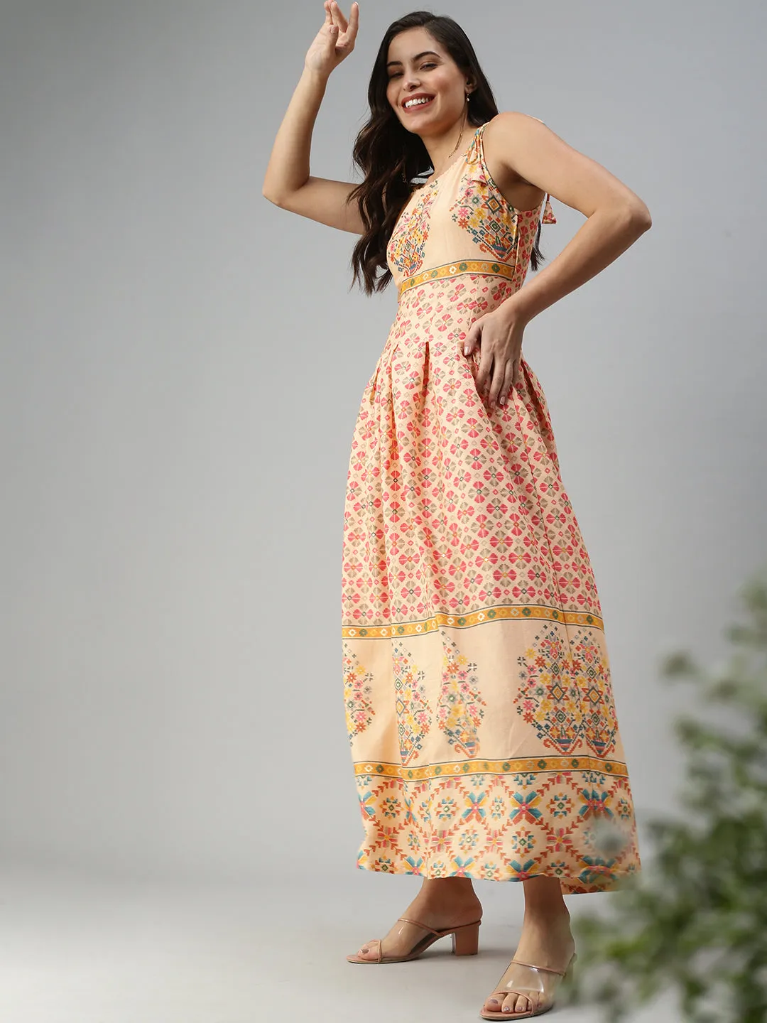 Women Peach Floral Fit and Flare Kurta
