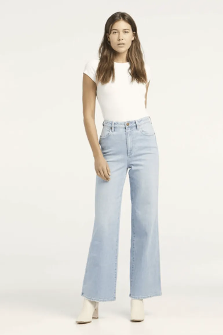 WRANGLER HI BELLS FLARED JEAN - BLUE SWELL